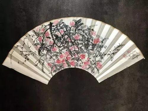 折扇戏美人吃瓜,瓜香四溢品人生